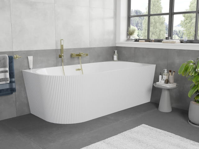 Vasca da bagno freestanding con scanalatura
