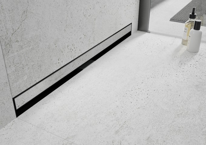 scarico lineare murale nero