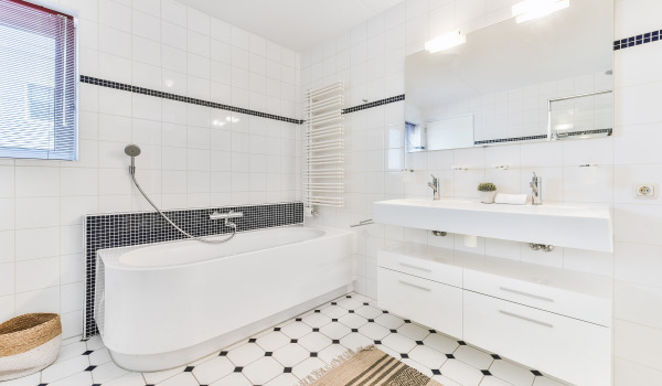 Come scegliere la copertura per la vasca da bagno?