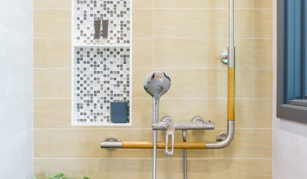 Come installare i corrimano a parete?