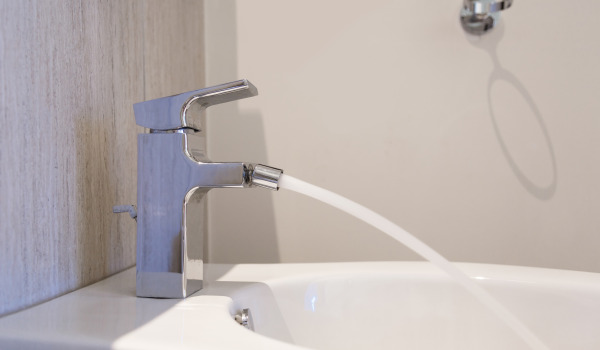 Come installare una rubinetteria bidet?