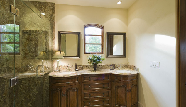 Tipi di porte per cabine doccia a seconda del metodo di apertura