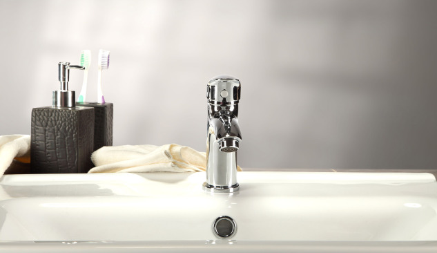 Lavabi a libera installazione e altri tipi di prodotti di questo genere