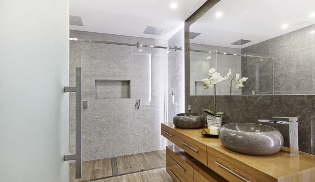 È possibile installare una doccia senza piatto in un condominio?