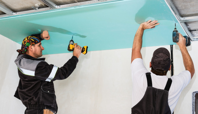 Vantaggi e svantaggi del soffitto sospeso in bagno