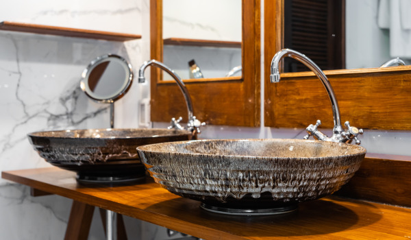 Come prendersi cura di un lavandino da appoggio?