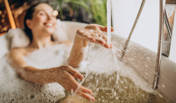 Bagno piccolo con vasca: come progettarlo?