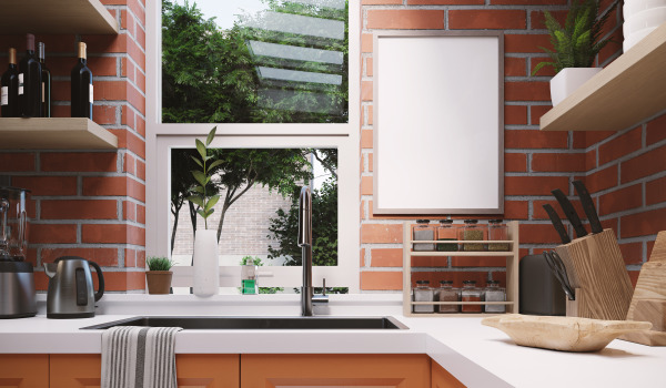 Muro di mattoni in cucina. Quale colore delle pareti si abbina meglio ai mattoni rossi?