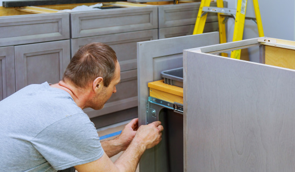 Pattumiera sotto il lavello? Non necessariamente!