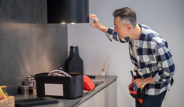 Modi per illuminare i mobili della cucina