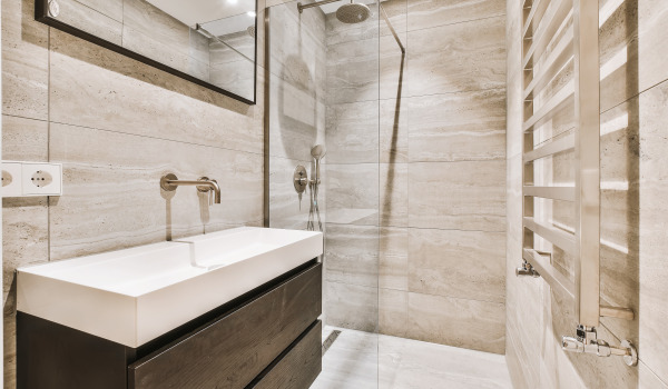 Sistema doccia ad incasso - funzionalità e design moderno