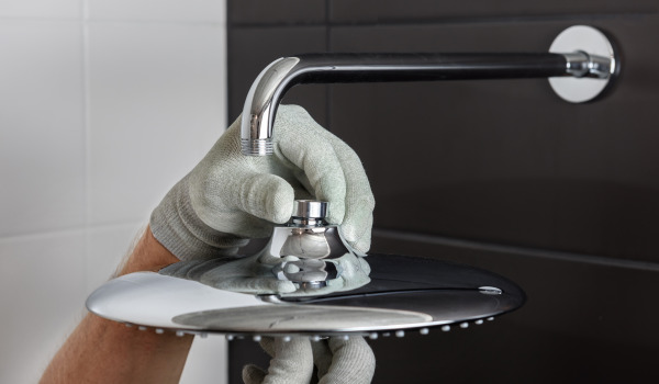 Come montare un soffione doccia?