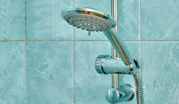 Perché installare i supporti per doccia?